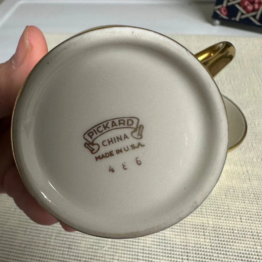 PICKARD Vintage Rose & Daisy Etched Pattern Creamer & Open Sugar Set
